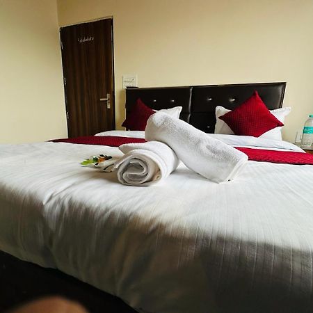 The Lord Krishna Residency Vrindavan酒店 外观 照片